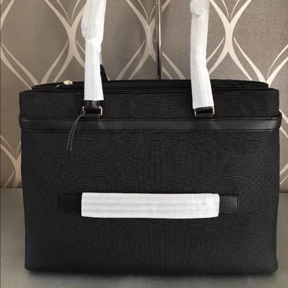 New Tumi Larkin Hayward Triple Compartment Laptop - Picture 6 of 8